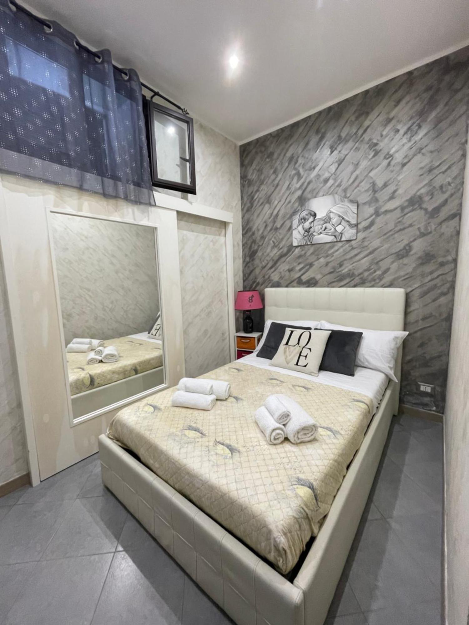 Appartamento House Soleil Catania Esterno foto